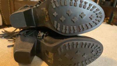 Harley Davison fringe boots - Thumbnail 4