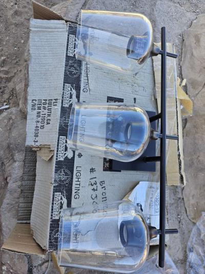 light fixtures - Thumbnail 2