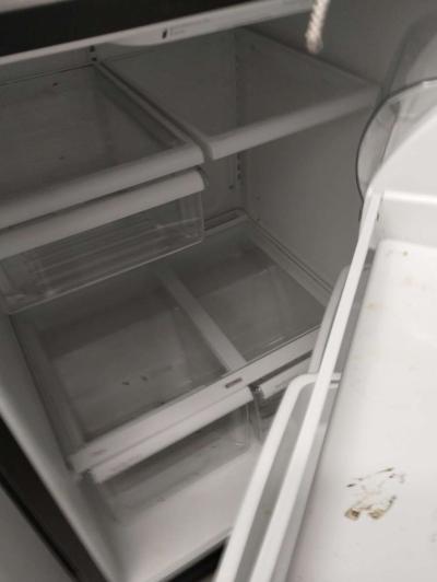 refrigerator and stove - Thumbnail 6