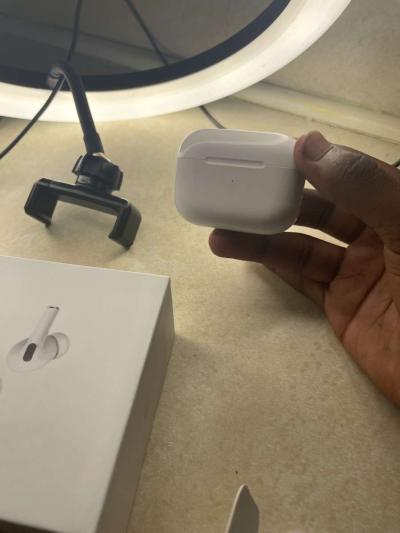 AirPods Pro 2nd gen - Thumbnail 4
