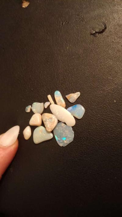 polished raw opals - Thumbnail 3