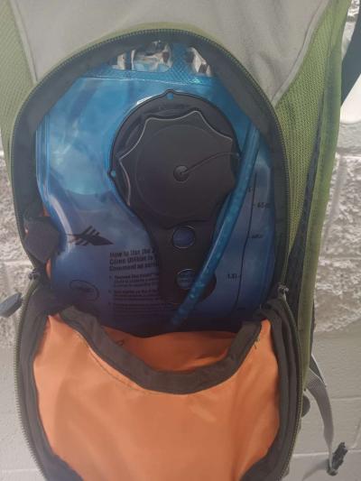 Camelback water pouch - Thumbnail 2