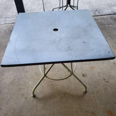 Metal Table  36x36x29  Heavy Outdoor  Will Need To Painted - Thumbnail 3