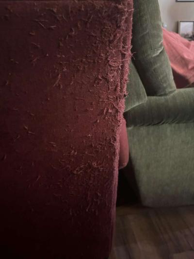 3 years old 3 piece sectional red - Thumbnail 4