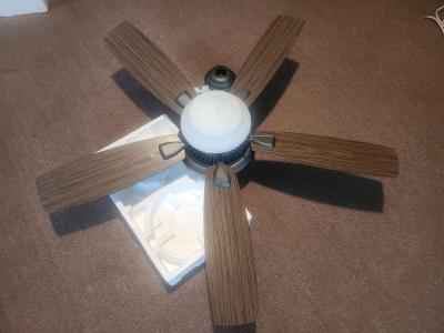 Hampton Bay Ceiling Fan - Thumbnail 3