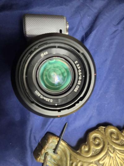 Sony Touchscreen Digital camera - Thumbnail 2