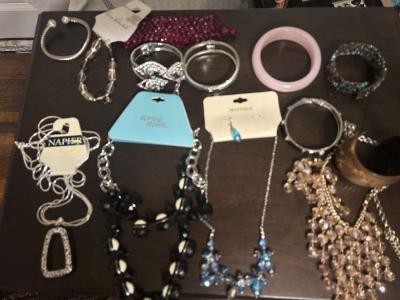 Custom jewelry handcraft art starting at 10up - Thumbnail 5