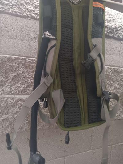 Camelback water pouch - Thumbnail 4