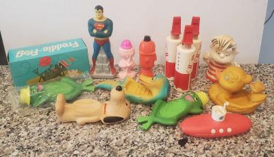 13 Vintage Avon Floating Soap Dish and Bubble Bath Bottles - Thumbnail 3