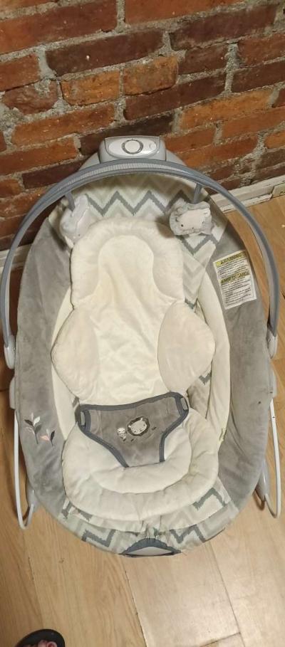 ingenuity automatic bouncer - Thumbnail 2