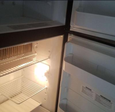 Camper near Mercedes Benz Stadium - Thumbnail 3