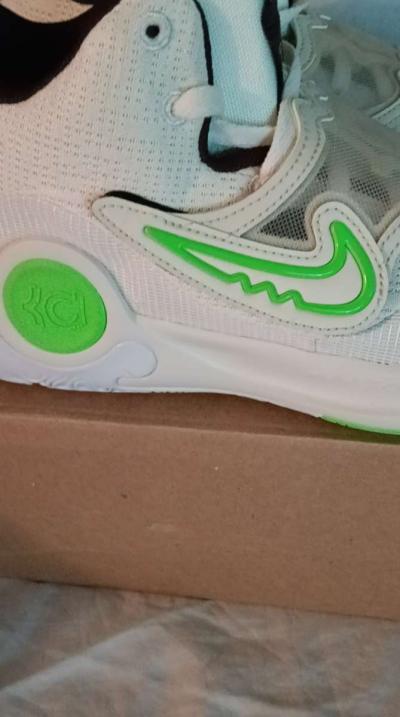 brand new in box size 10 - Thumbnail 4