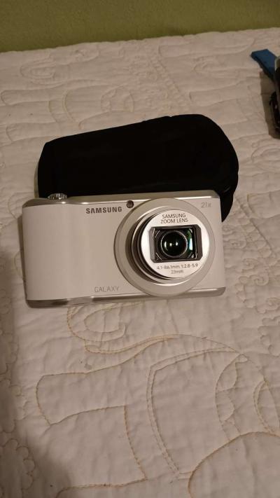 Samsung Galaxy 2 camera - Thumbnail 2