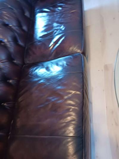genuine cowhide leather Western couch like new condition - Thumbnail 3