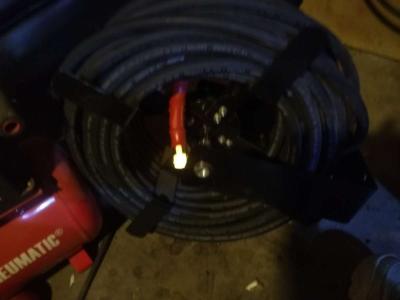 3 gallon air compressor  and hose - Thumbnail 2