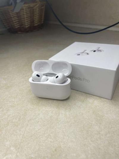 AirPods Pro 2nd gen - Thumbnail 2