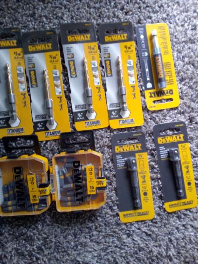 Dewalt Bit bundle deal - Thumbnail 3