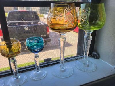 set of 6 1960s BOHEMIAN crystal cut to clear wine glasses - Thumbnail 6