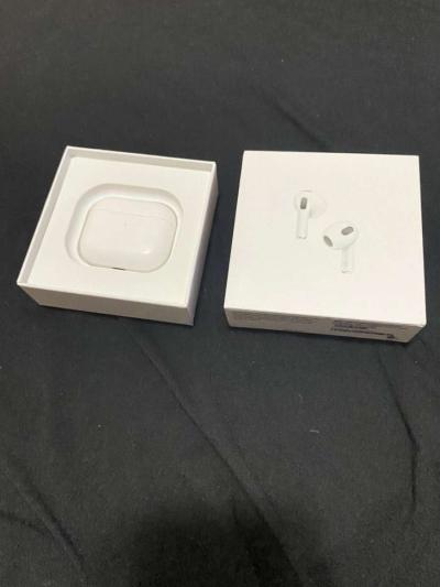 Airpod Pro  3rd gen - Thumbnail 2