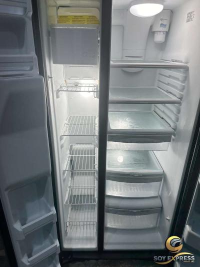 GE refrigerator stainless steel - Thumbnail 5