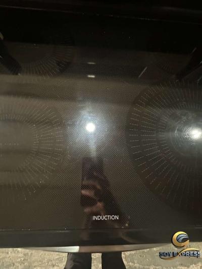 Frigidaire stove electric INDUCTION - Thumbnail 2