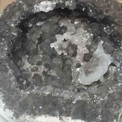 Smokey quartz geode - Thumbnail 2