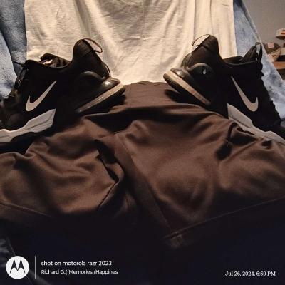 Nike shoes - Thumbnail 5