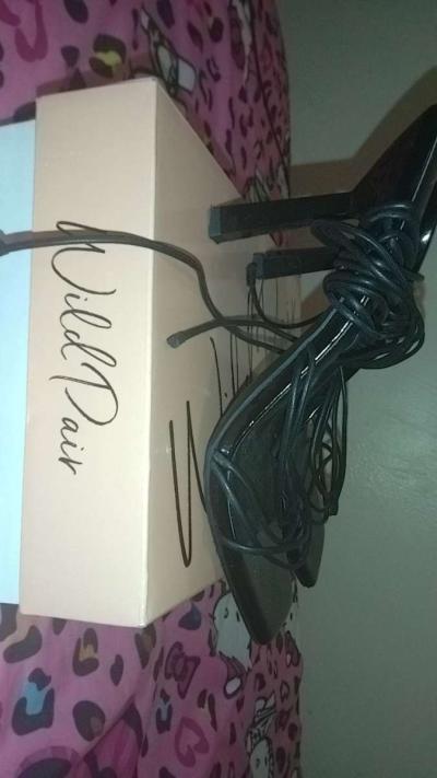 black high heels - Thumbnail 4