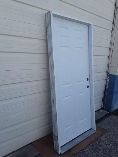 Nice White Entryway Steel Door 36 X 80 left Hand Swing - Thumbnail 2