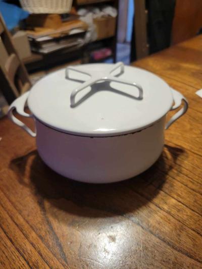 Vintage pot - Saint Petersburg, Florida