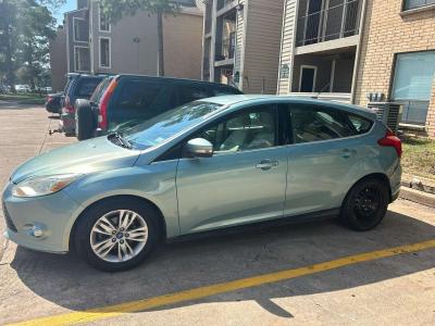 ford cocus hachtback - Thumbnail 3