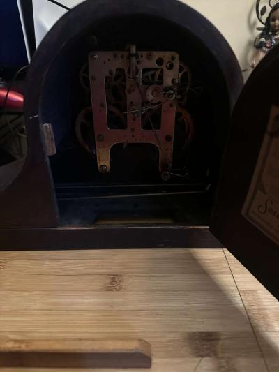 Vintage 1920s Large Mantel Clock - Thumbnail 2