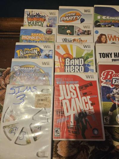 wii game system with 18 games - Thumbnail 3