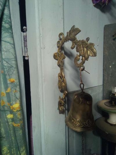 brass dinner Bell - Thumbnail 3