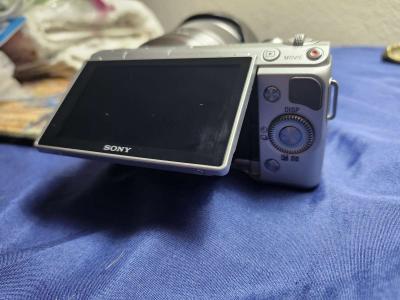 Sony Touchscreen Digital camera - Thumbnail 4