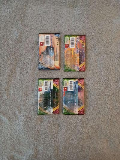 4 Pokemon Trading Cards Booster Packs - Thumbnail 2