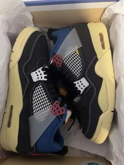 Jordan 4s x Union Off Noir - Thumbnail 3