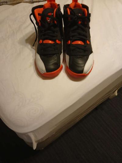 need money for work Jordans - Thumbnail 3