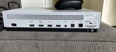 Xbox one s - Thumbnail 3