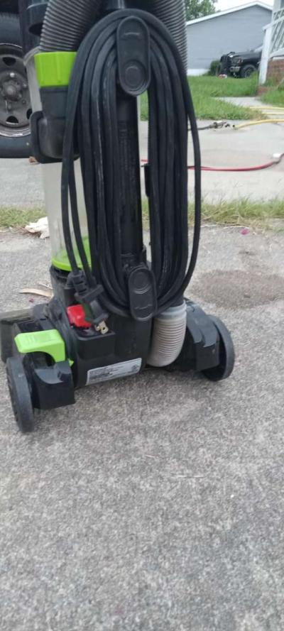 bristle vacuum - Thumbnail 4