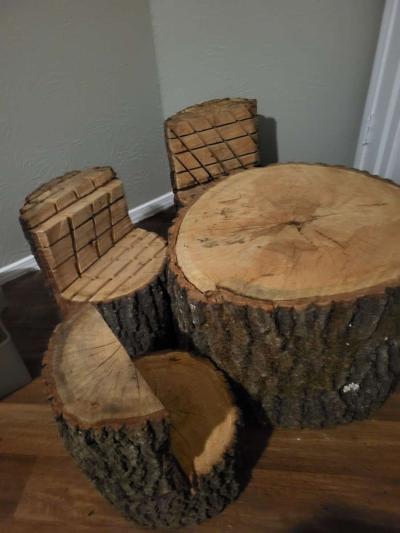 Handmade Real oak wood  kids table and chairs - Thumbnail 2