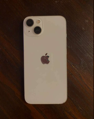 I phone 13 4GB RAM  128GB Starlight Unlocked - Thumbnail 5