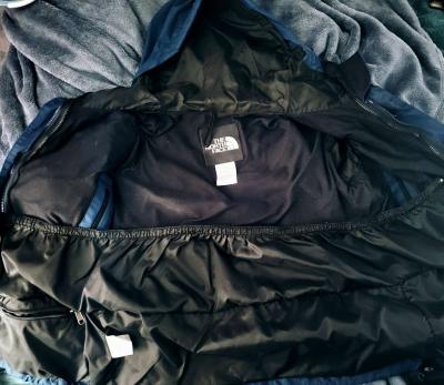 The North Face Mountain GoreTex Jacket Size M fits like a L - Thumbnail 4