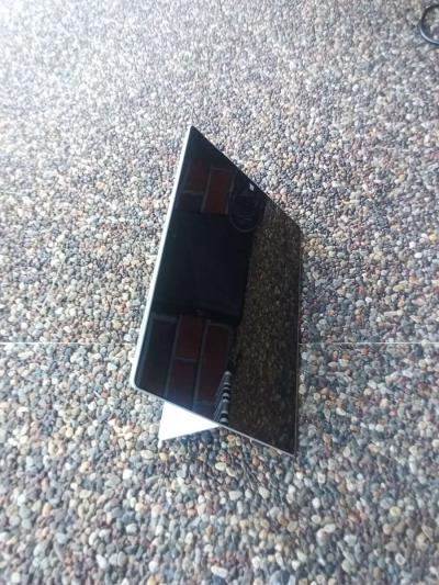 MacBook - Thumbnail 3