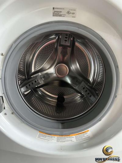 LG washer and dryer front load electric - Thumbnail 4