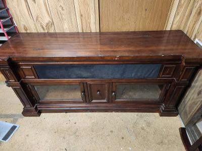 TV stand - Greenville, South Carolina