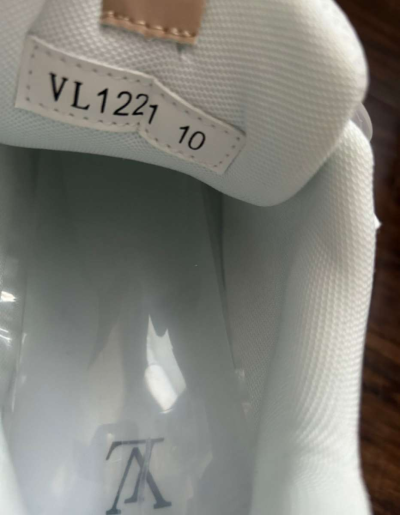 shoes  text me if you want a different kind - Thumbnail 5