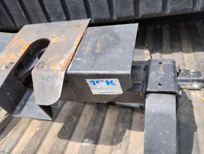 fifth wheel hitch Reese 15k - Thumbnail 2