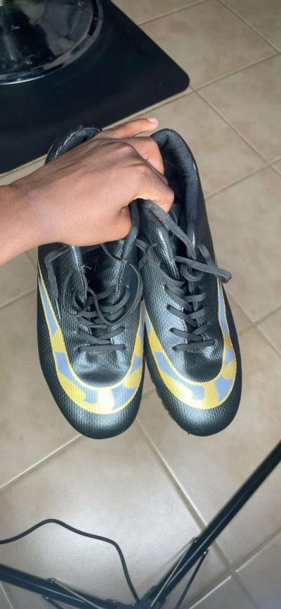 mens track spikes - Thumbnail 2