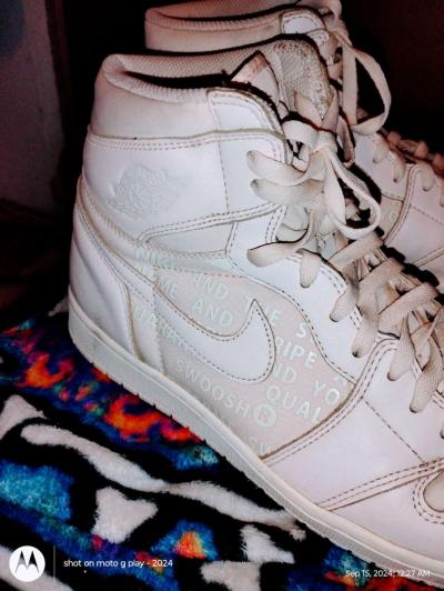 Air Jordan 1 Retro High OG Guava Ice - Abbott, Texas